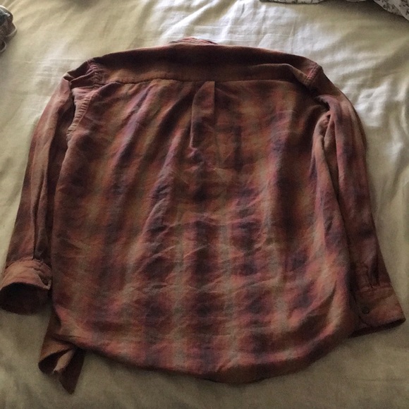 Comfy Oversized Flannel - Picture 4 of 4